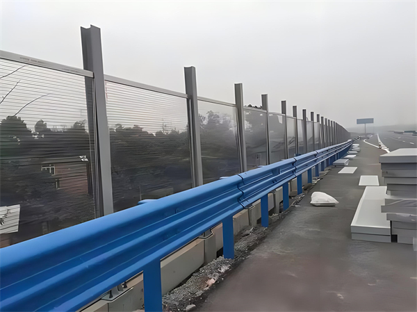 可克达拉公路防撞钢护栏